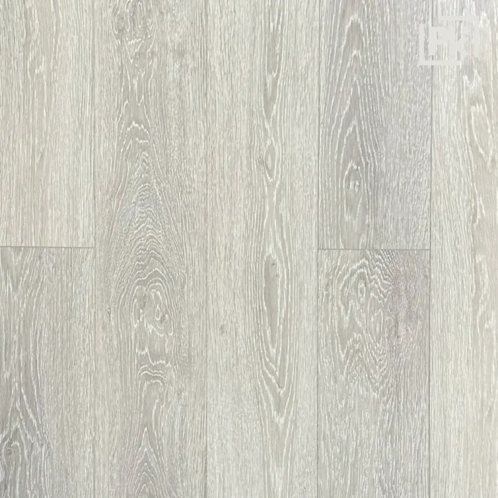 [71RVHL0010SP015] Roble Varenna 5mm con manta